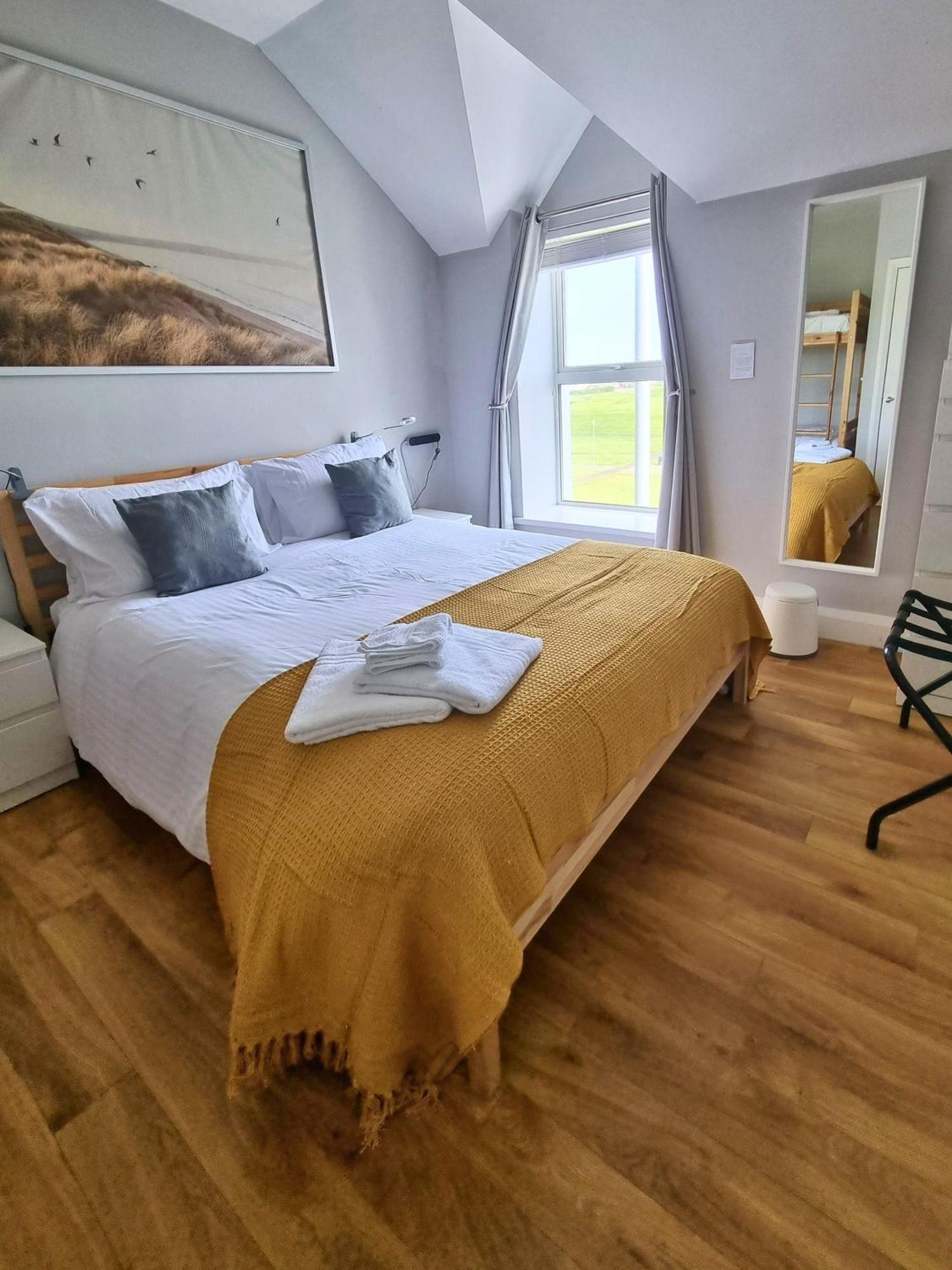 Appartement 5 Dunluce Park - Portrush By The Sea Extérieur photo