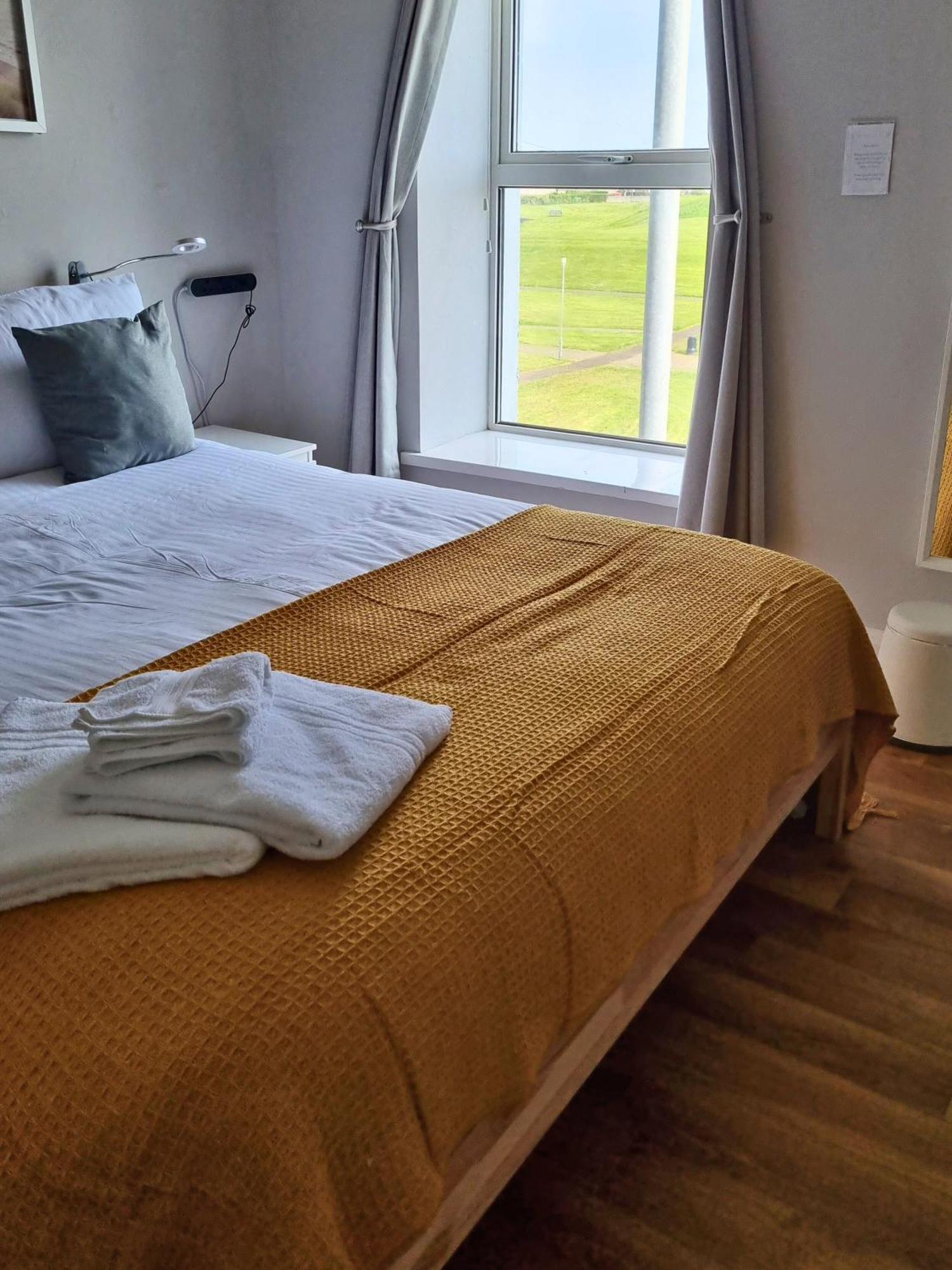 Appartement 5 Dunluce Park - Portrush By The Sea Extérieur photo