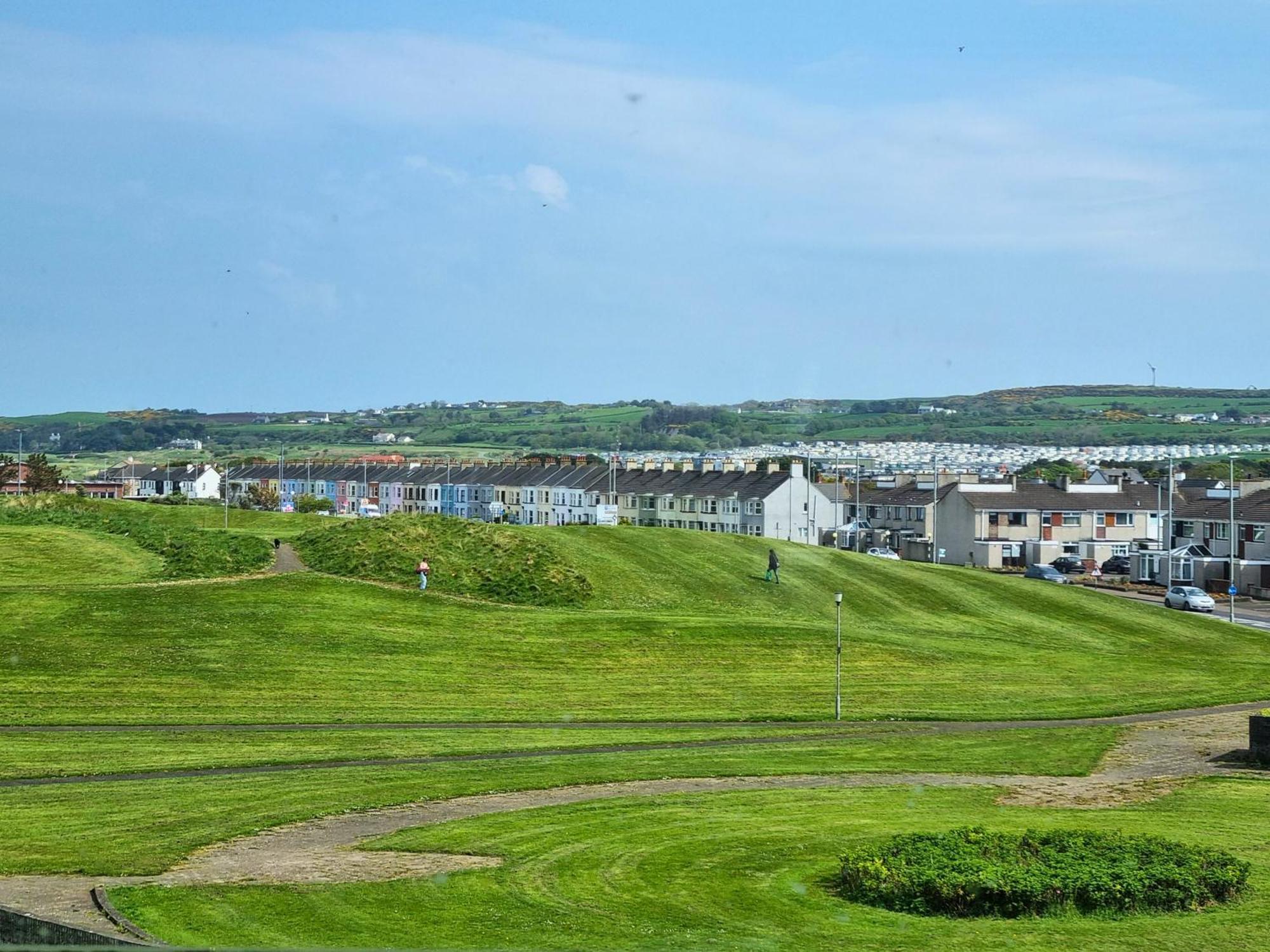 Appartement 5 Dunluce Park - Portrush By The Sea Extérieur photo
