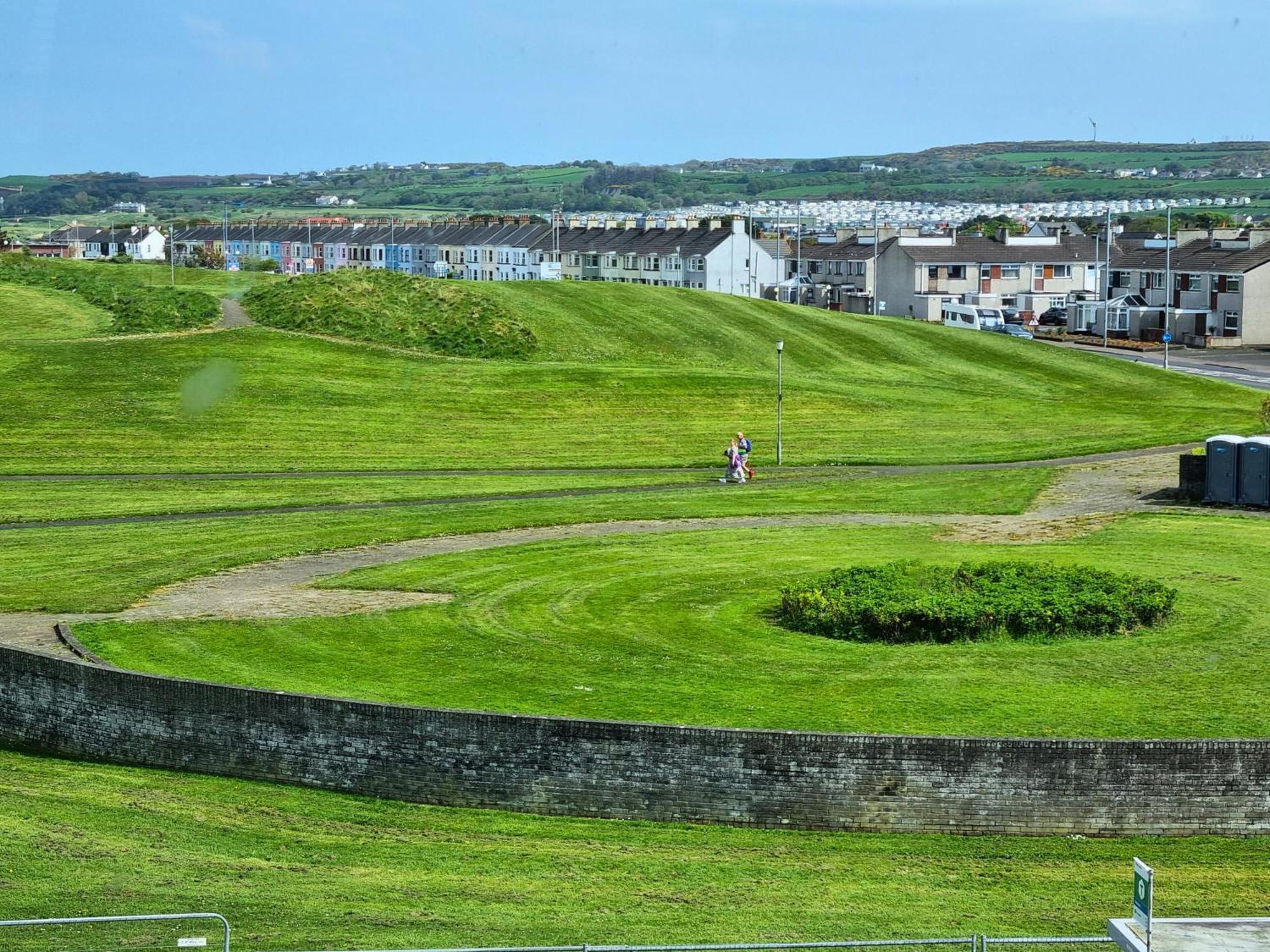 Appartement 5 Dunluce Park - Portrush By The Sea Extérieur photo