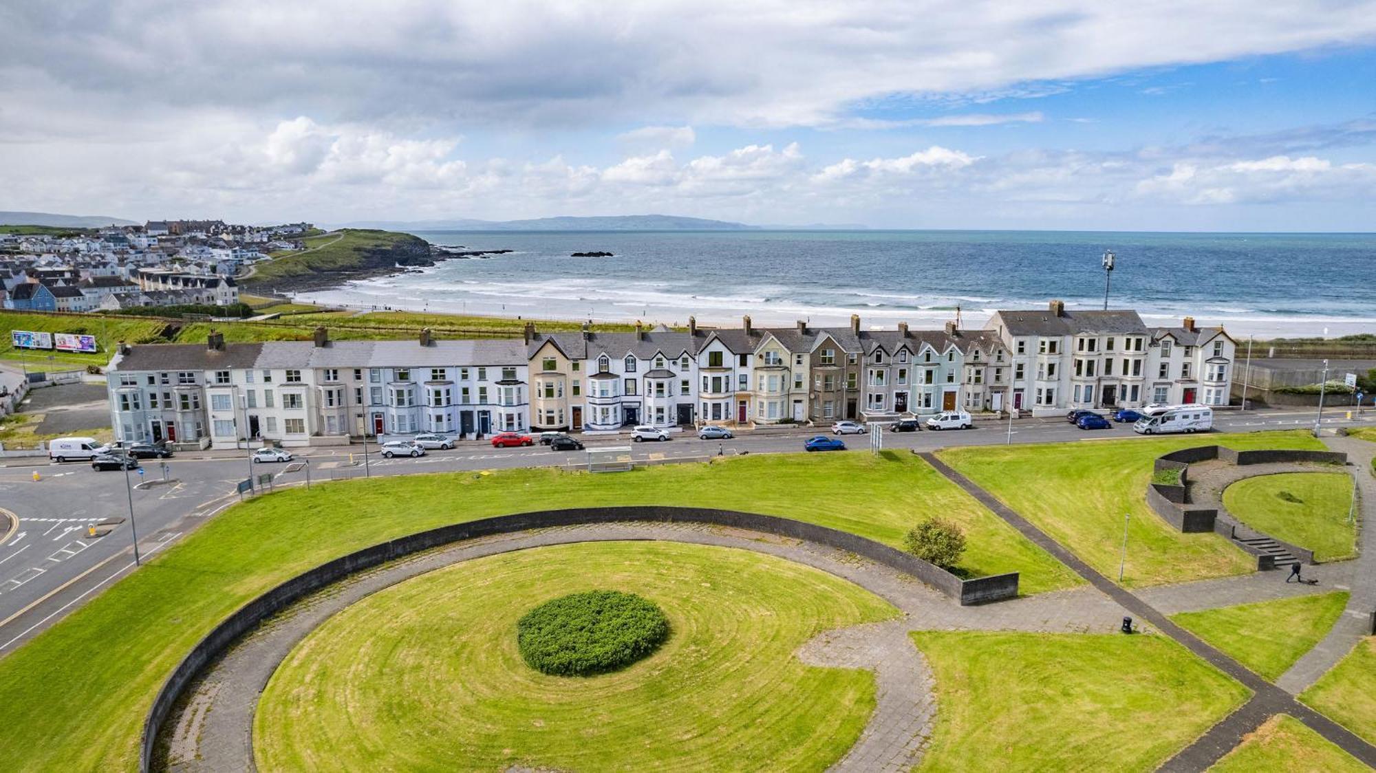 Appartement 5 Dunluce Park - Portrush By The Sea Extérieur photo